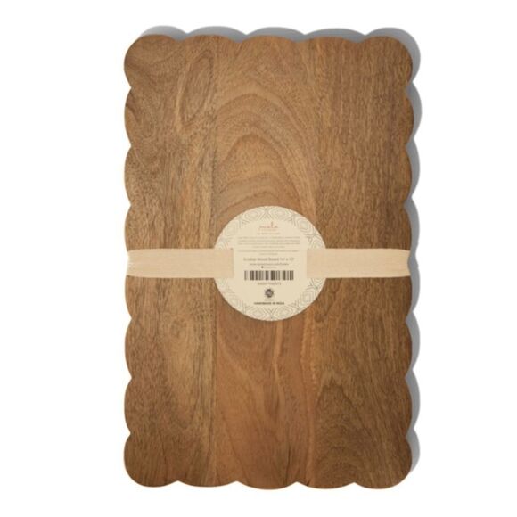 NWT … MELA ARTISANS “Scalloped Edge” Mango Wood Board - Picture 1 of 7